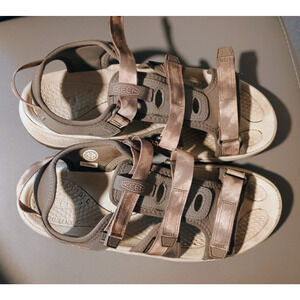 KEEN Women's Three Strap Astoria West Open Toe Sandals, Fawn/Tie Dye, 9.5